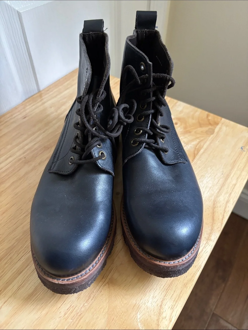 Punto Pigro Women's Dark Navy Leather Lace-Up Ankle Combat Booties size 37 / 6.5